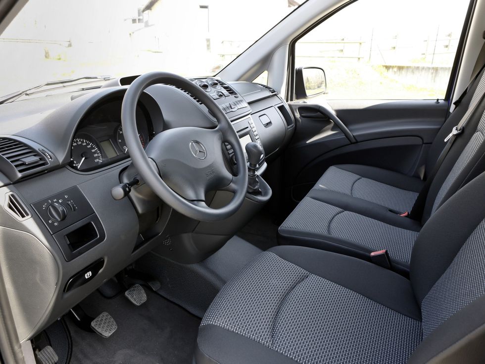 Салон Mercedes Vito W639