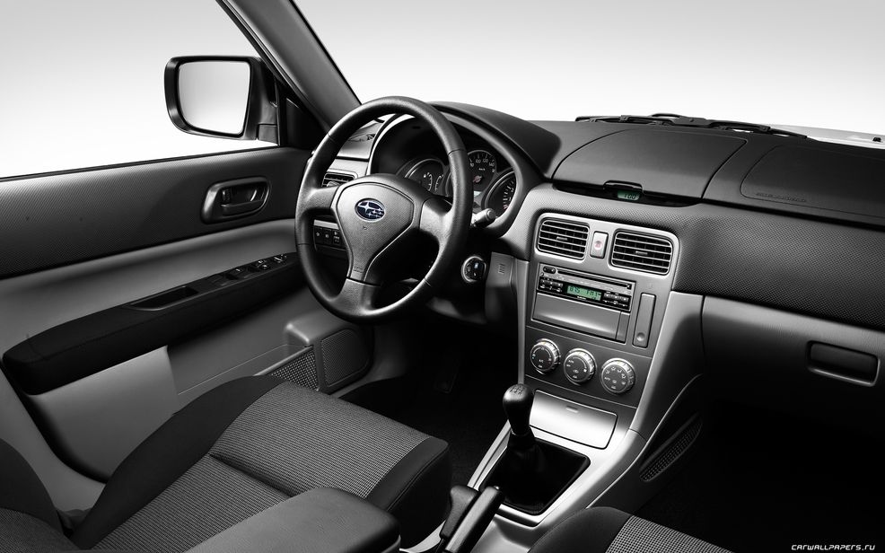 Subaru Forester SG салон (Субару Форестер 2002-2006)