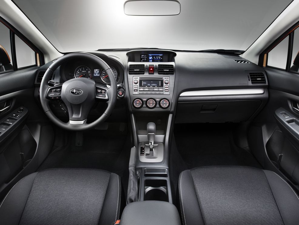 Subaru Impreza XV GJ / GP салон (Субару Импреза с 2011)